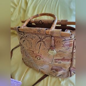 Brahman medium sized purse. Excellent condition